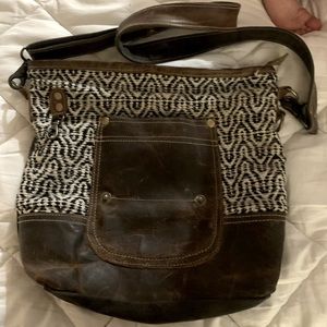 Myra purse